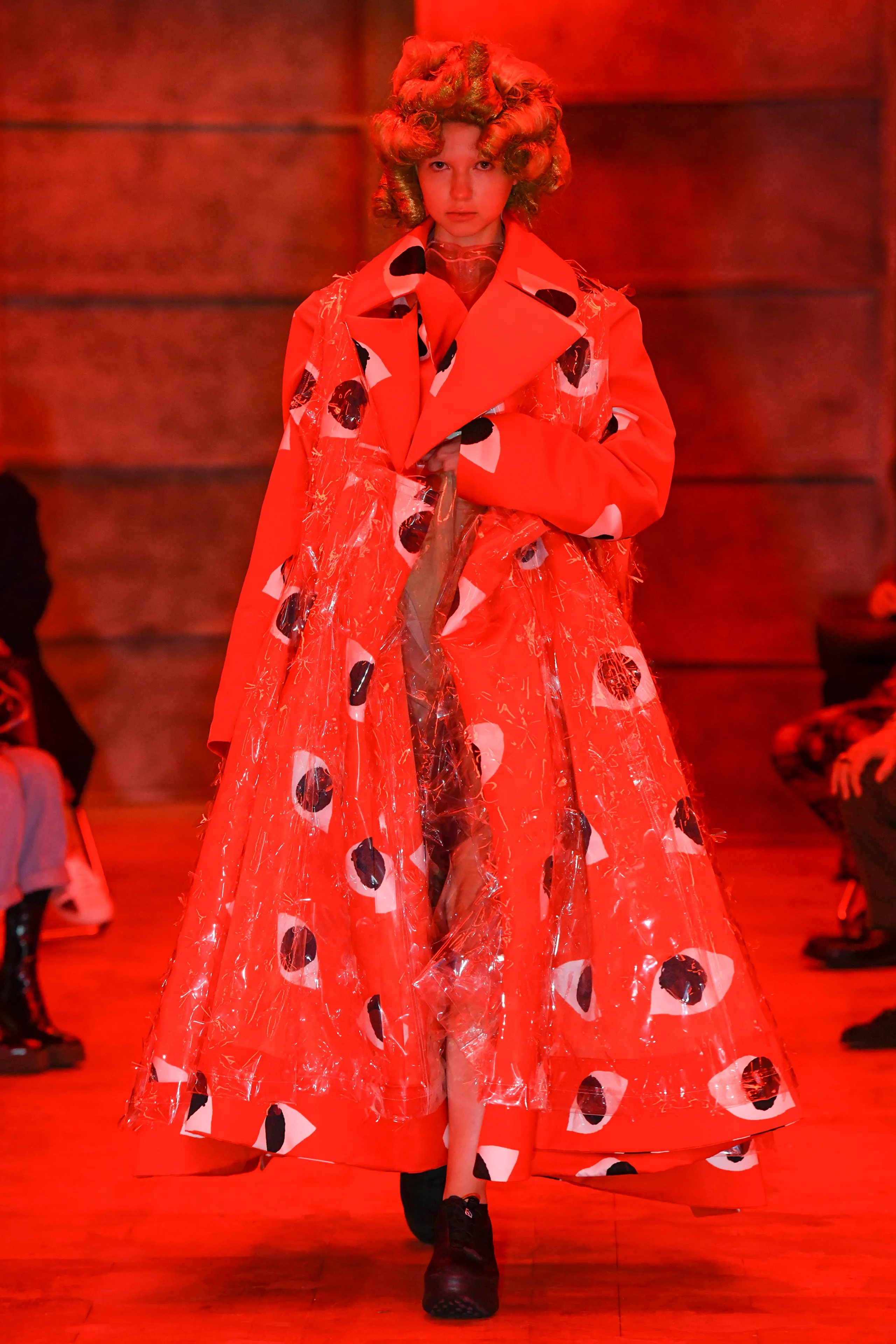 Look 18