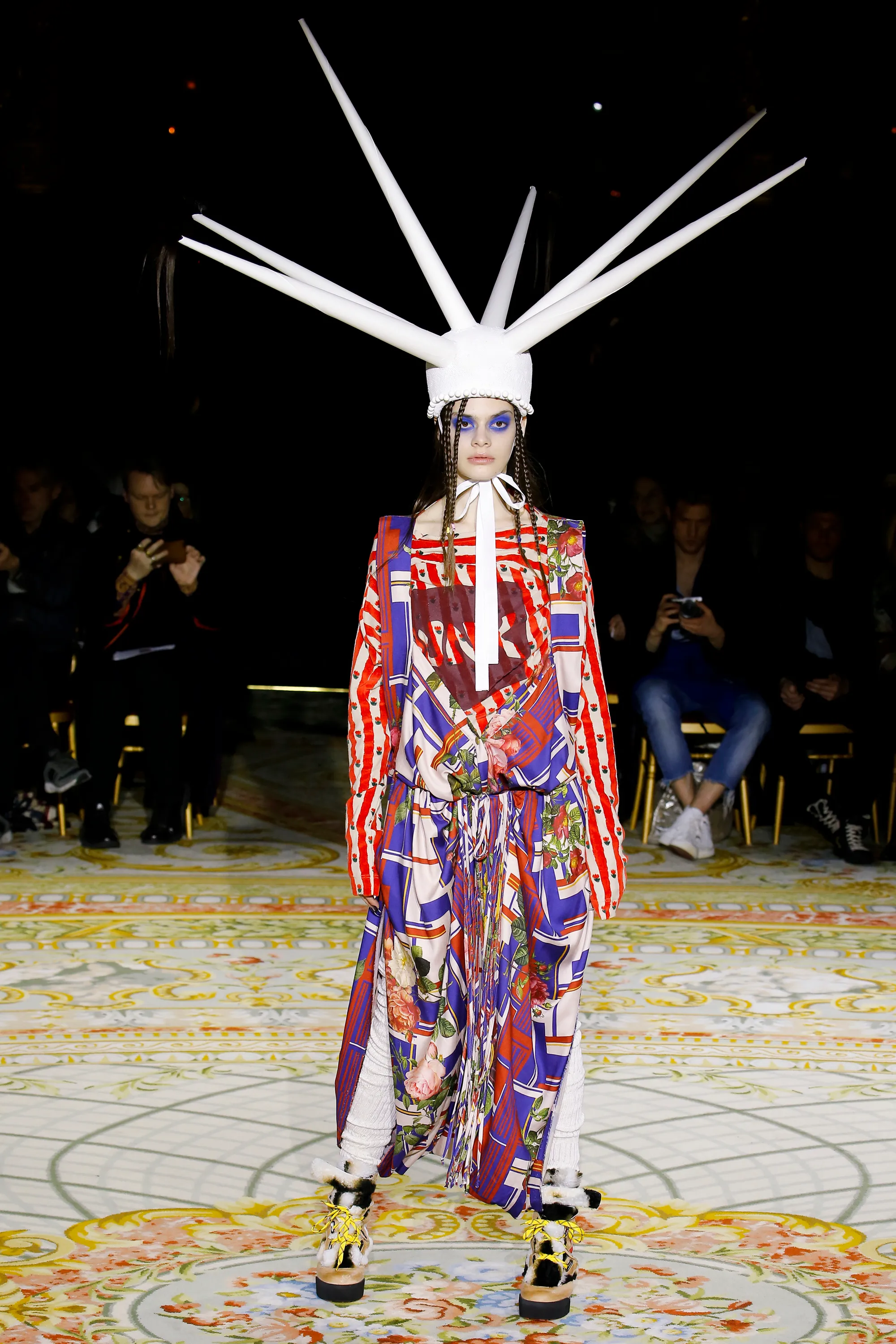Look 06