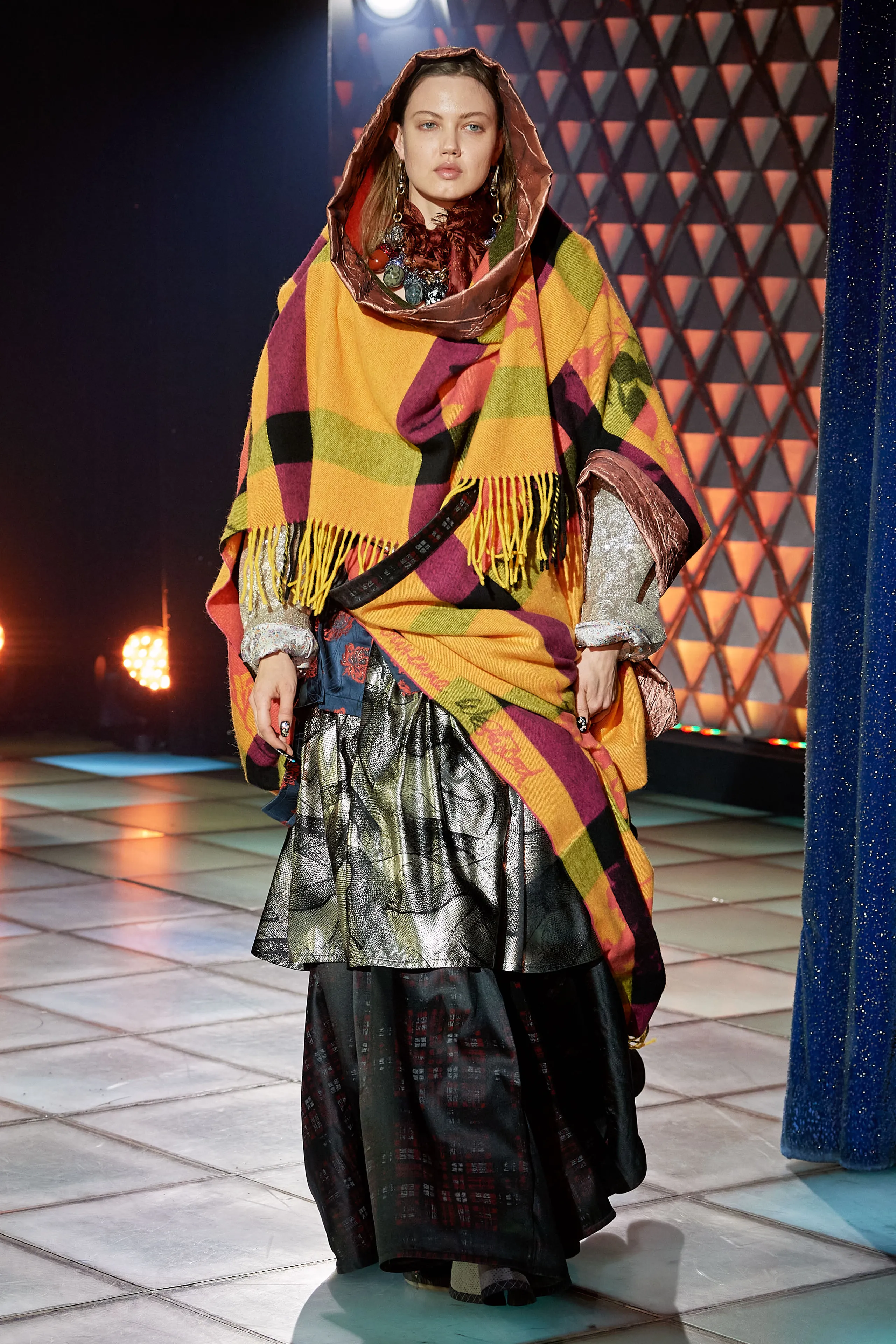 Look 08