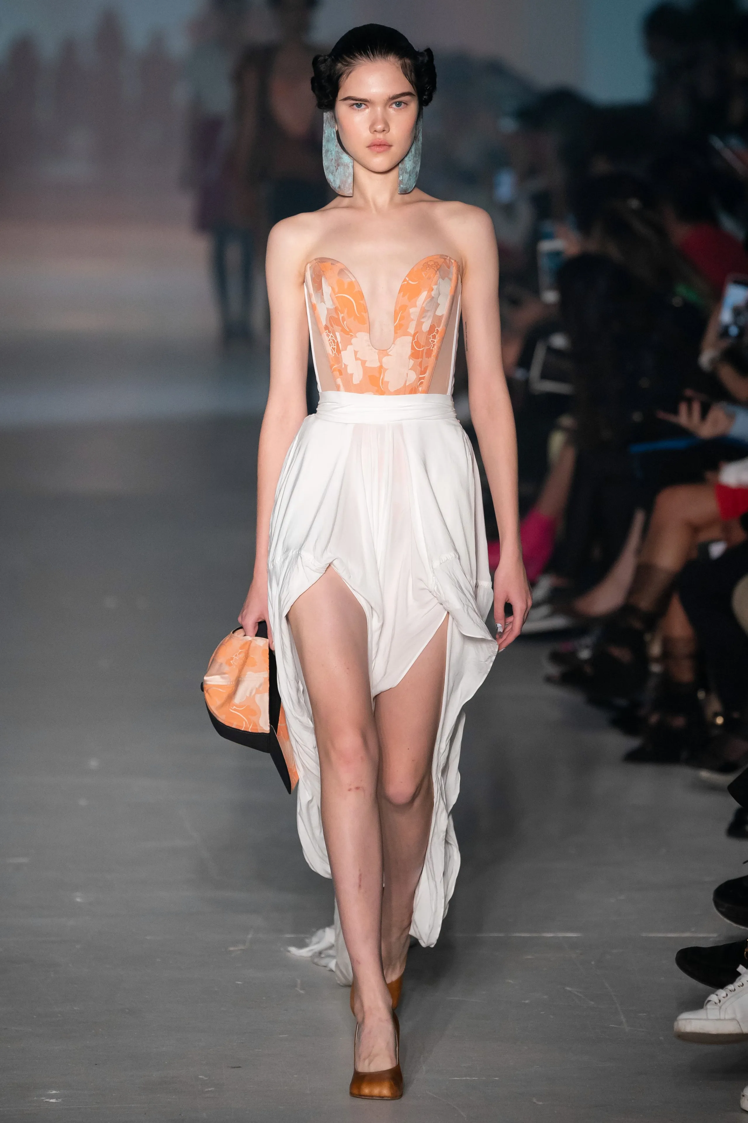 Look 06