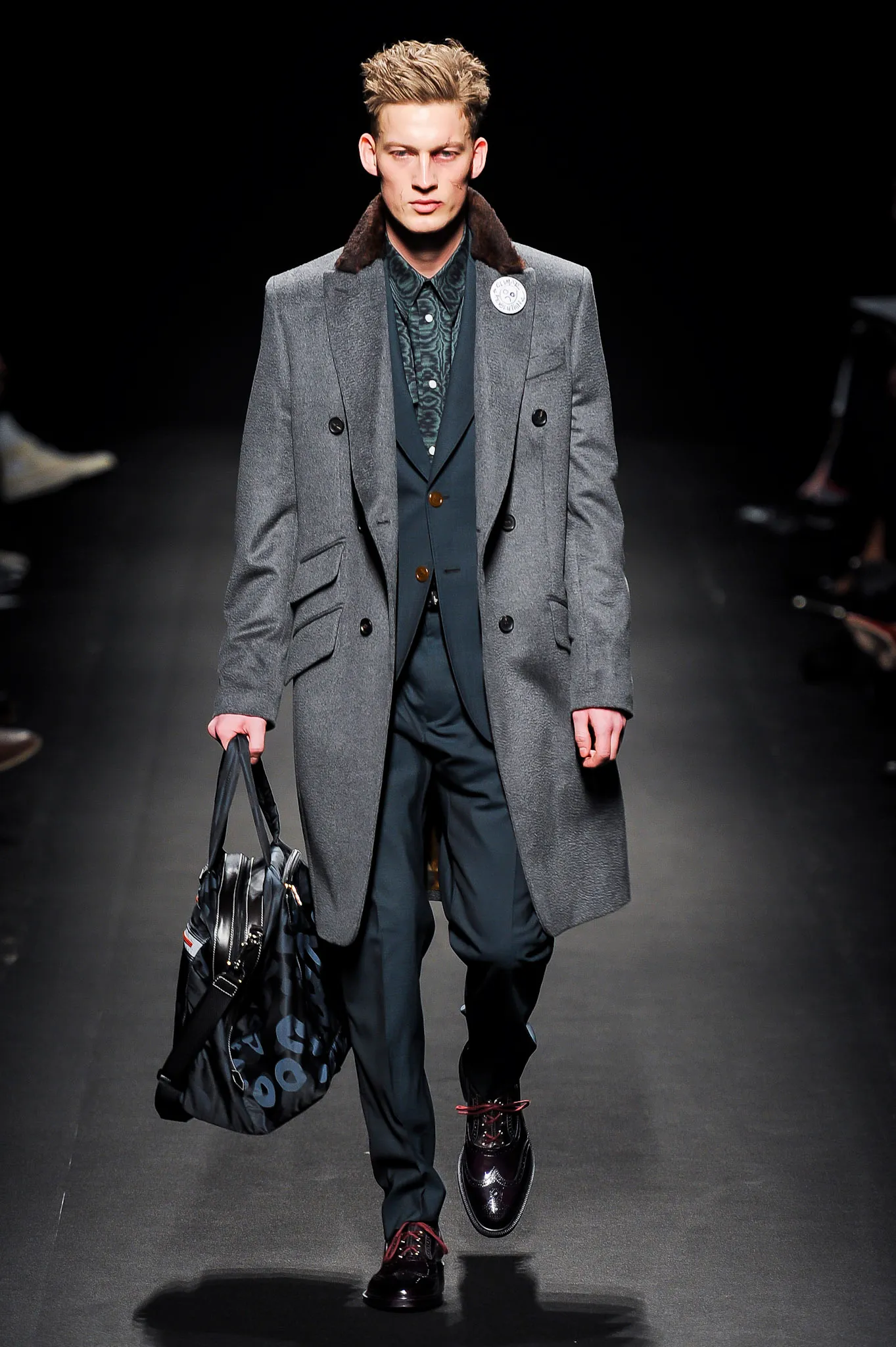 Look 02