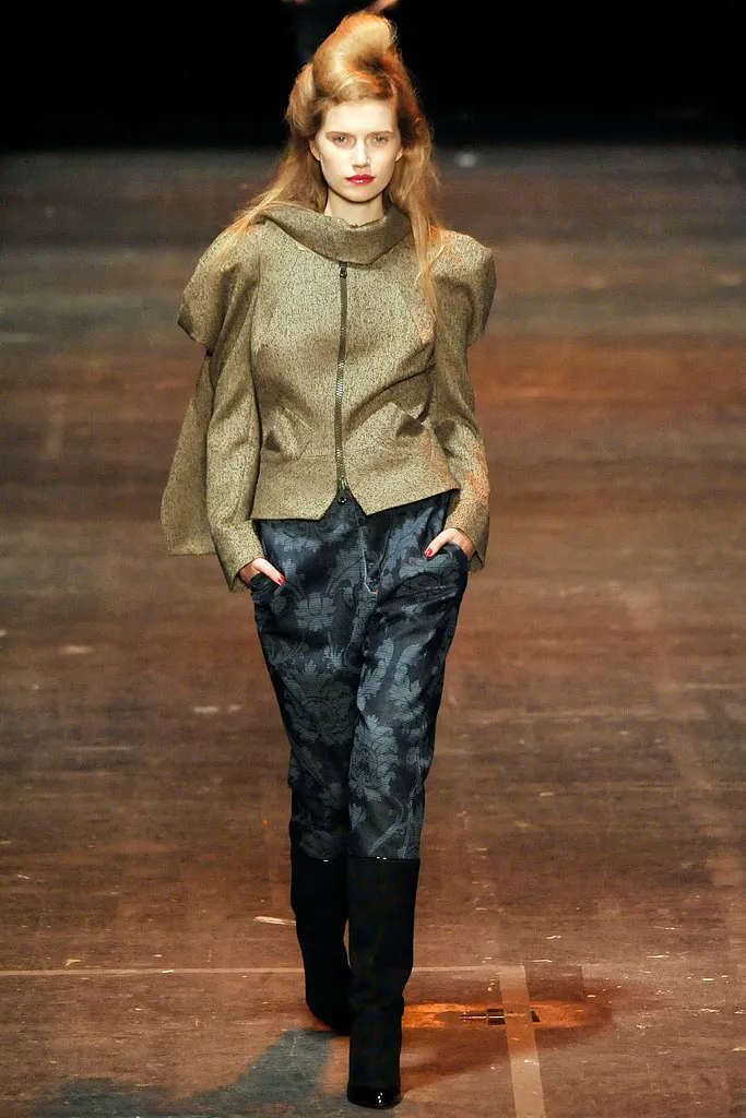 Look 04