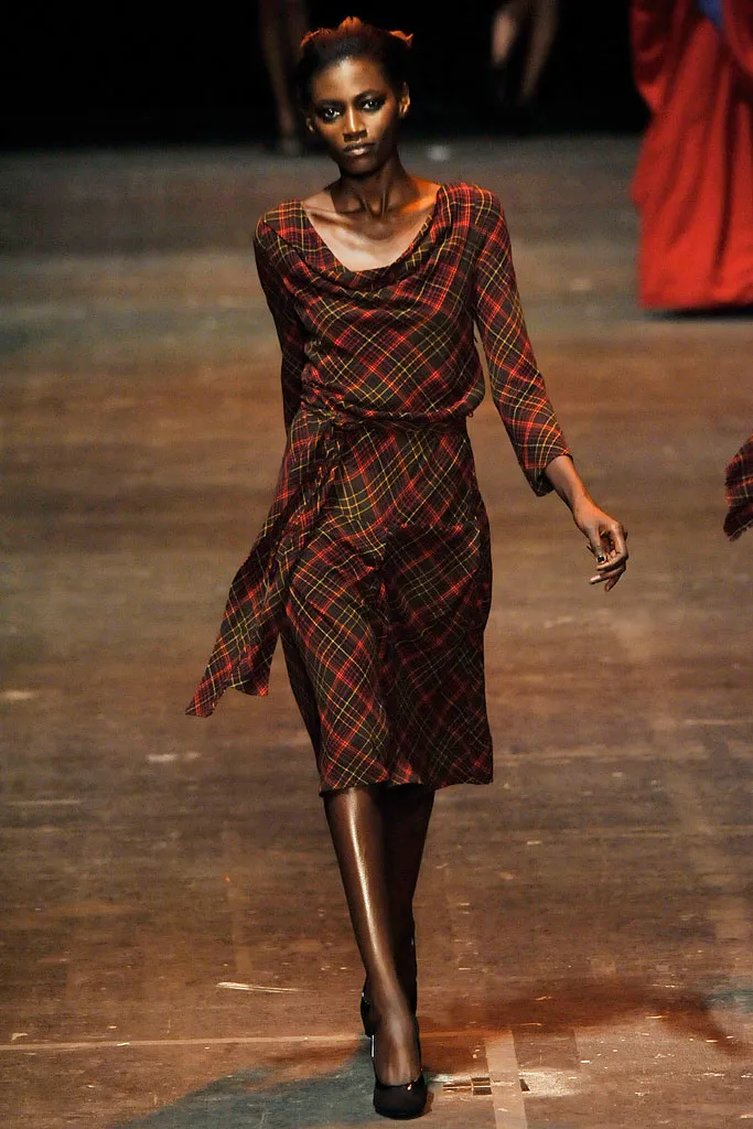 Look 10