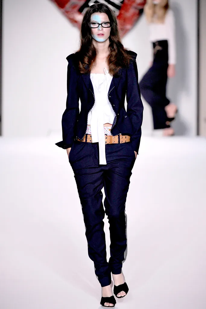 Spring 2011 Ready-to-Wear
