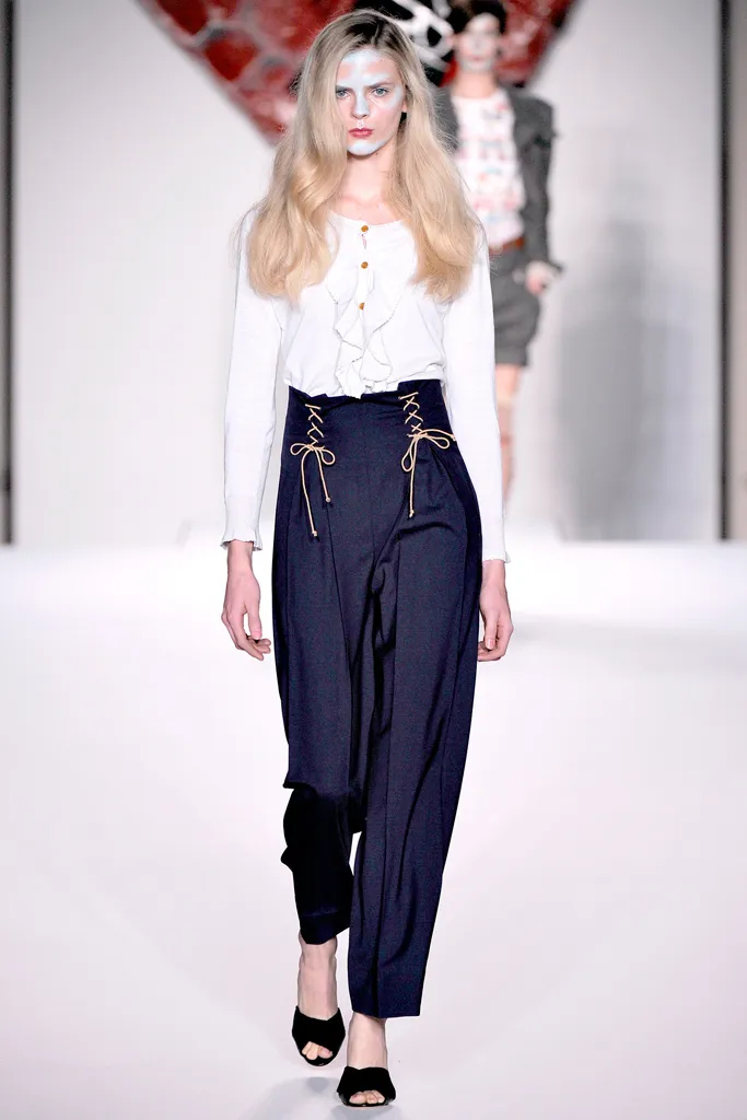 Look 02