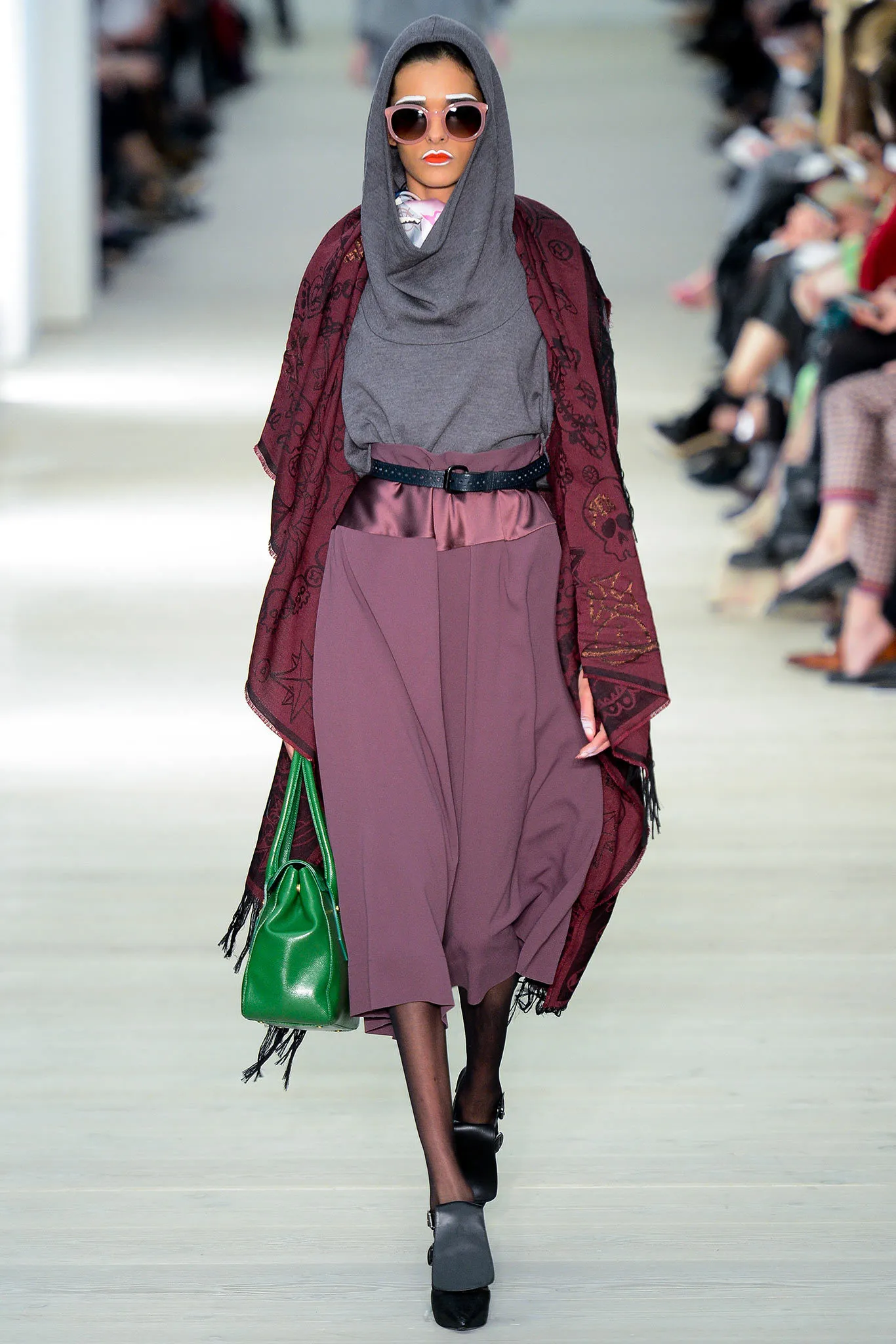 Look 09