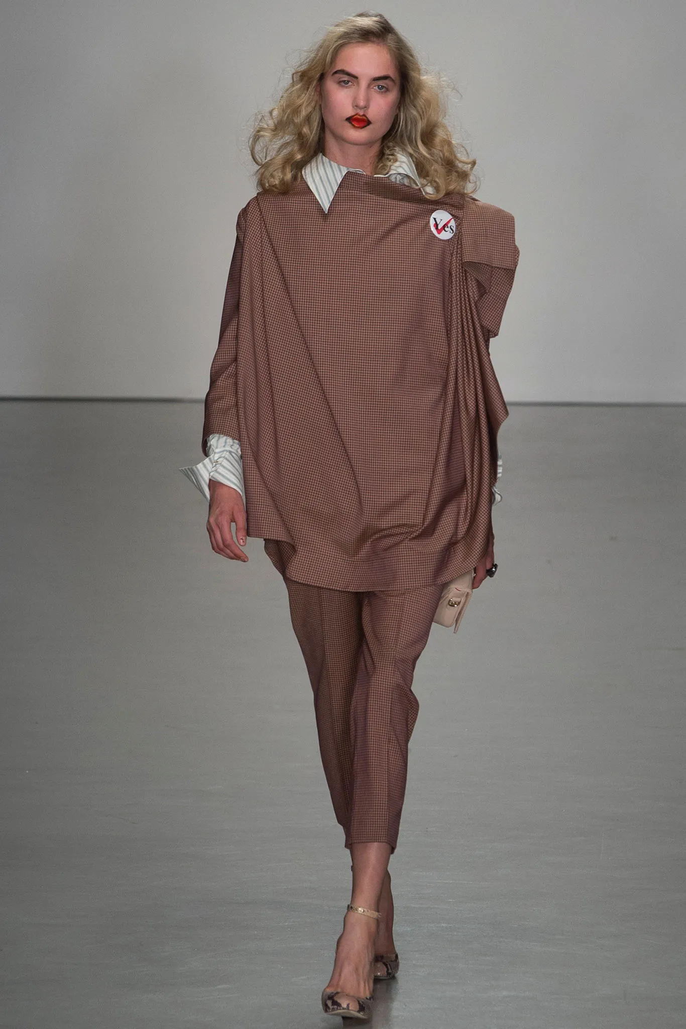 Look 04