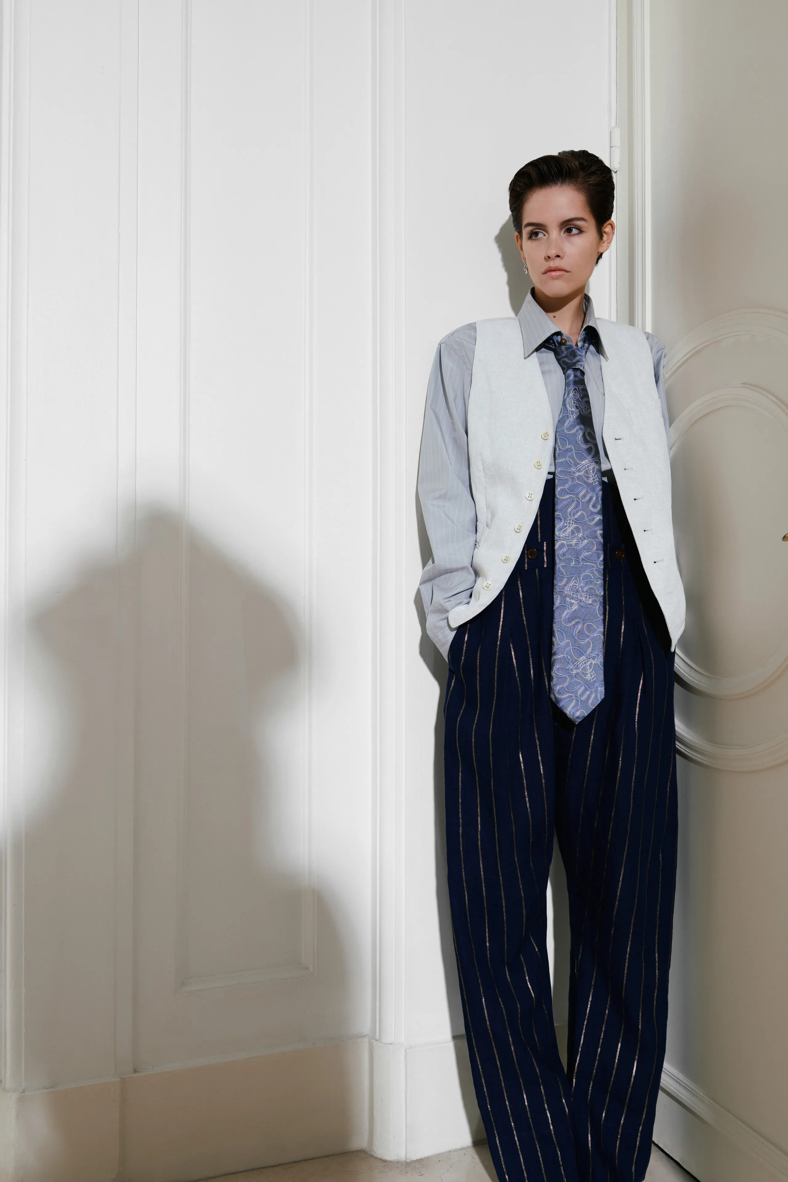 Look 10