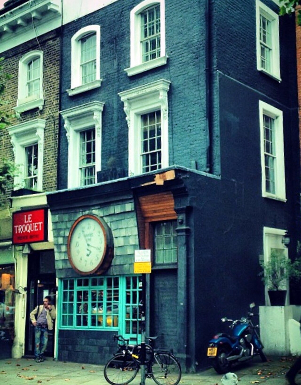 店