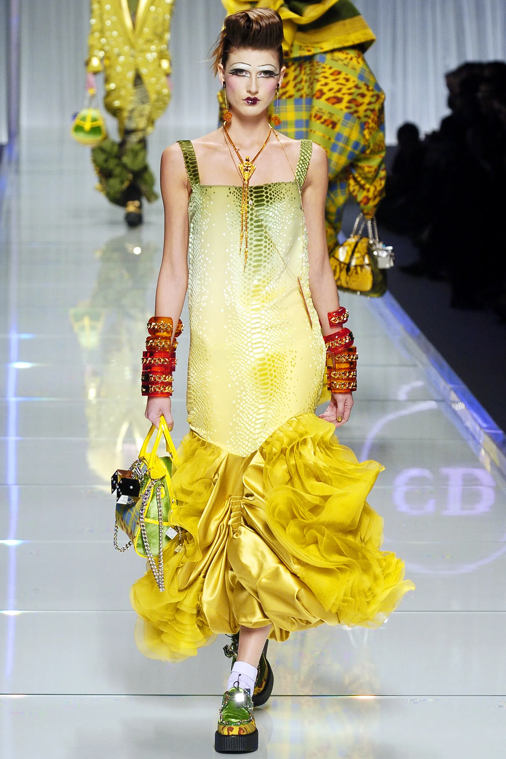 Look 03