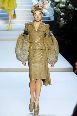 Look 02