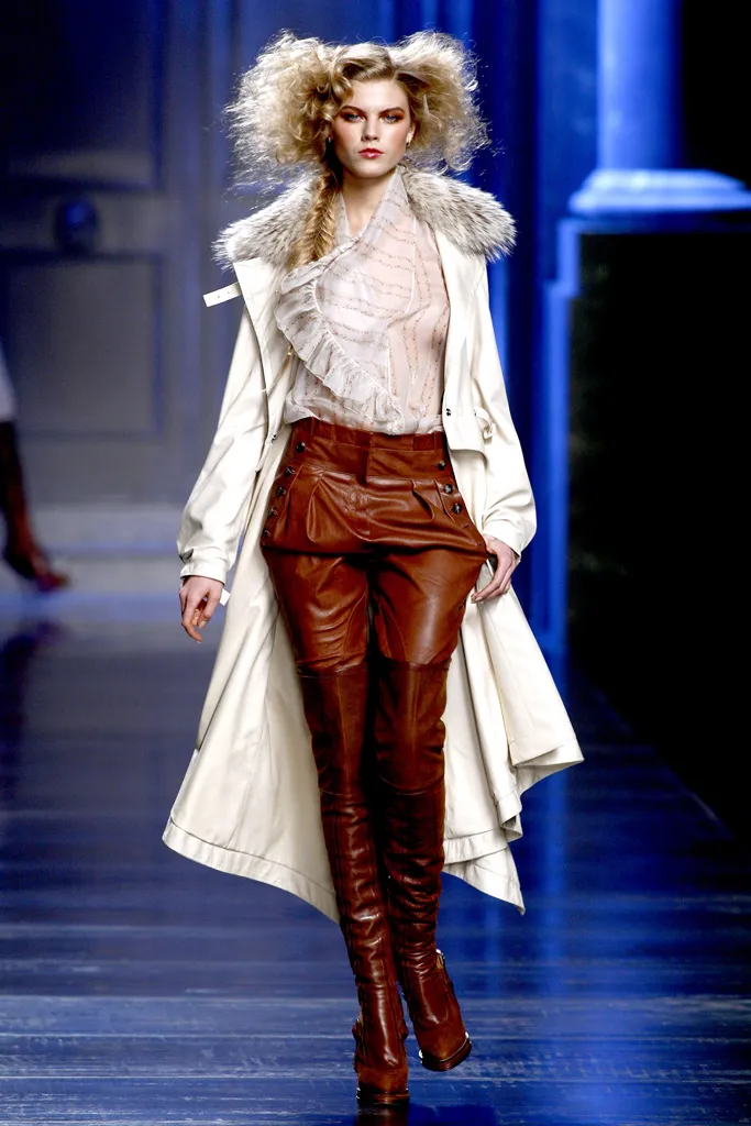 Look 02