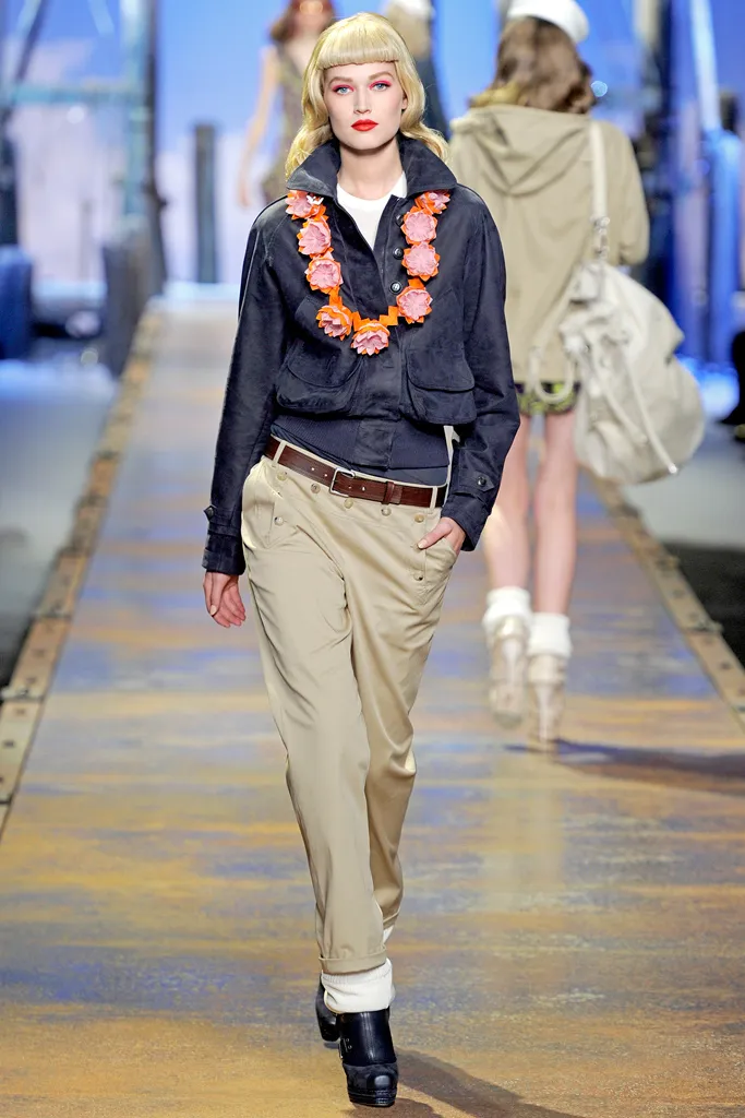 Look 06