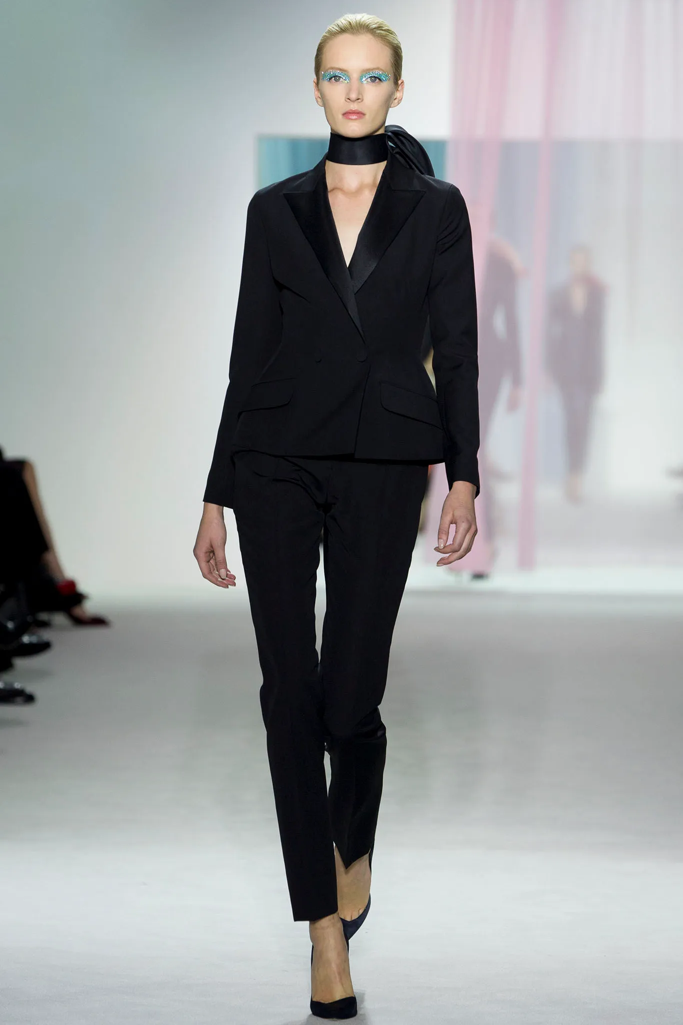 Look 01