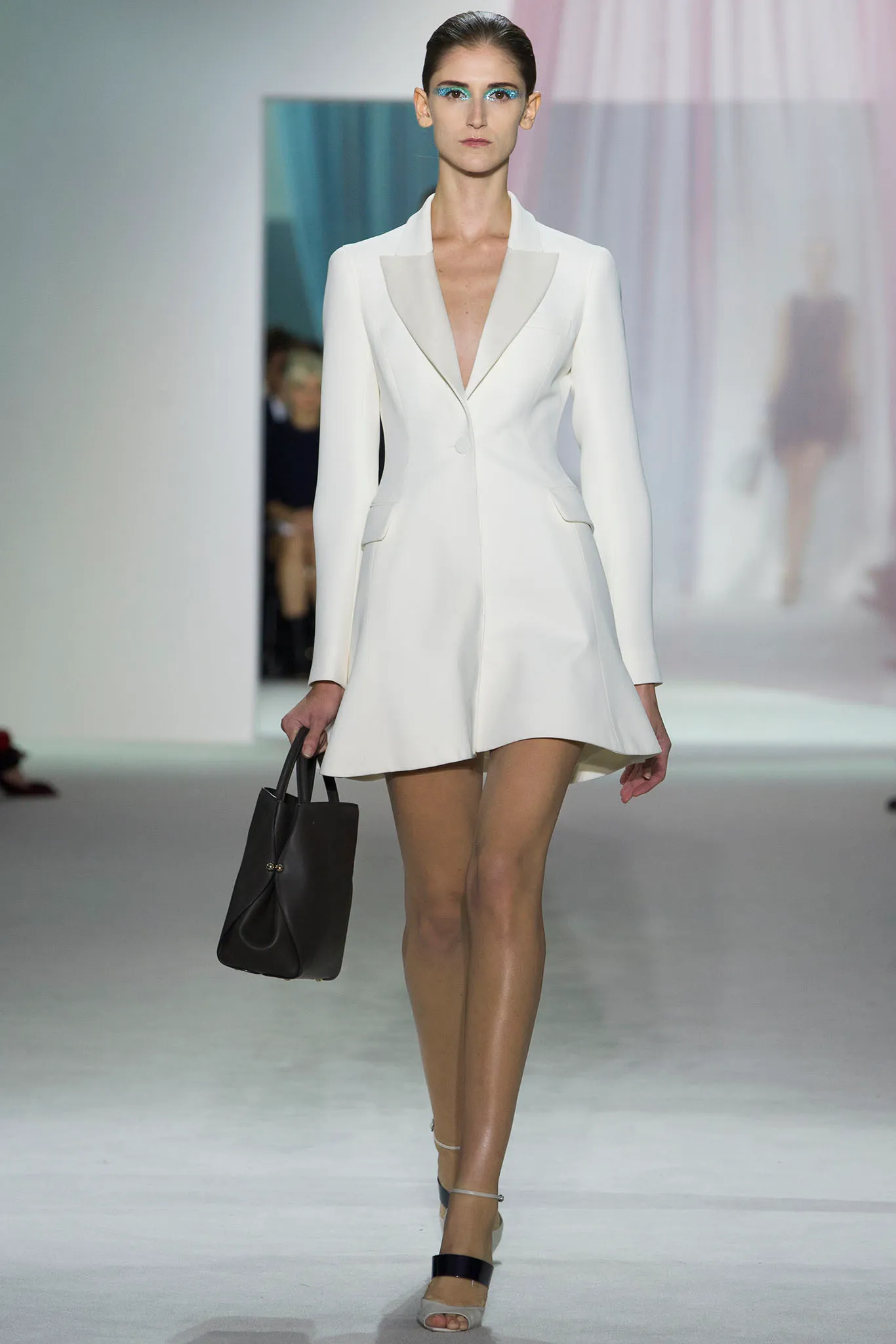 Look 06