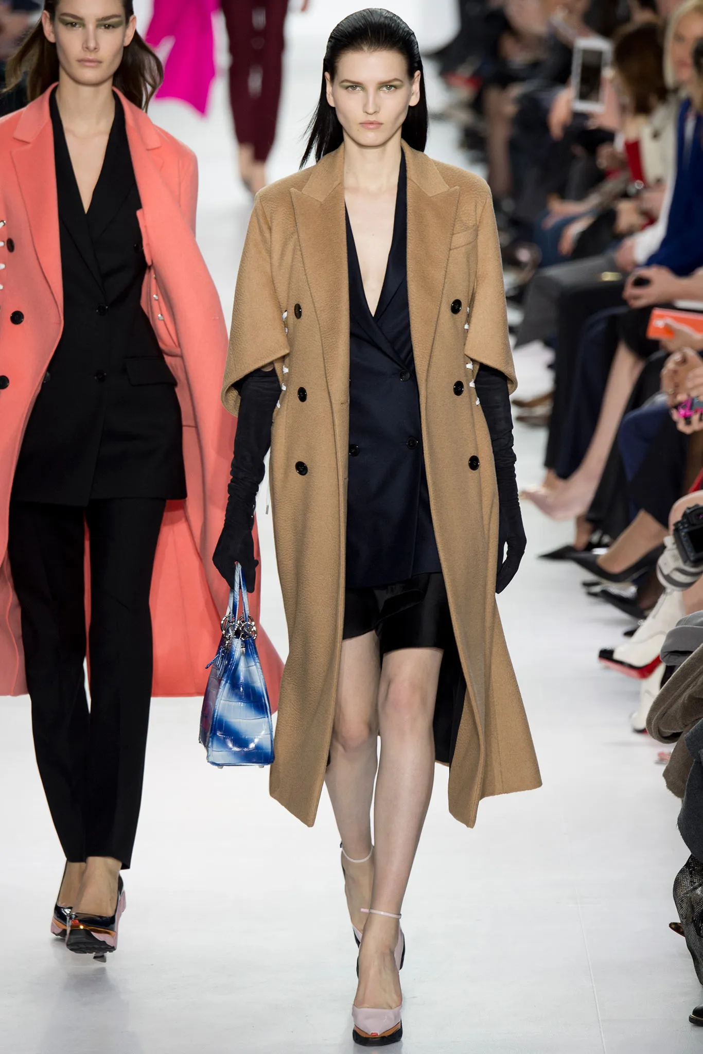 Look 04