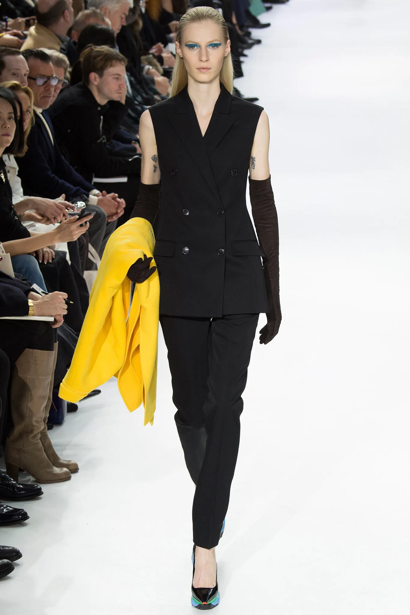 Look 08