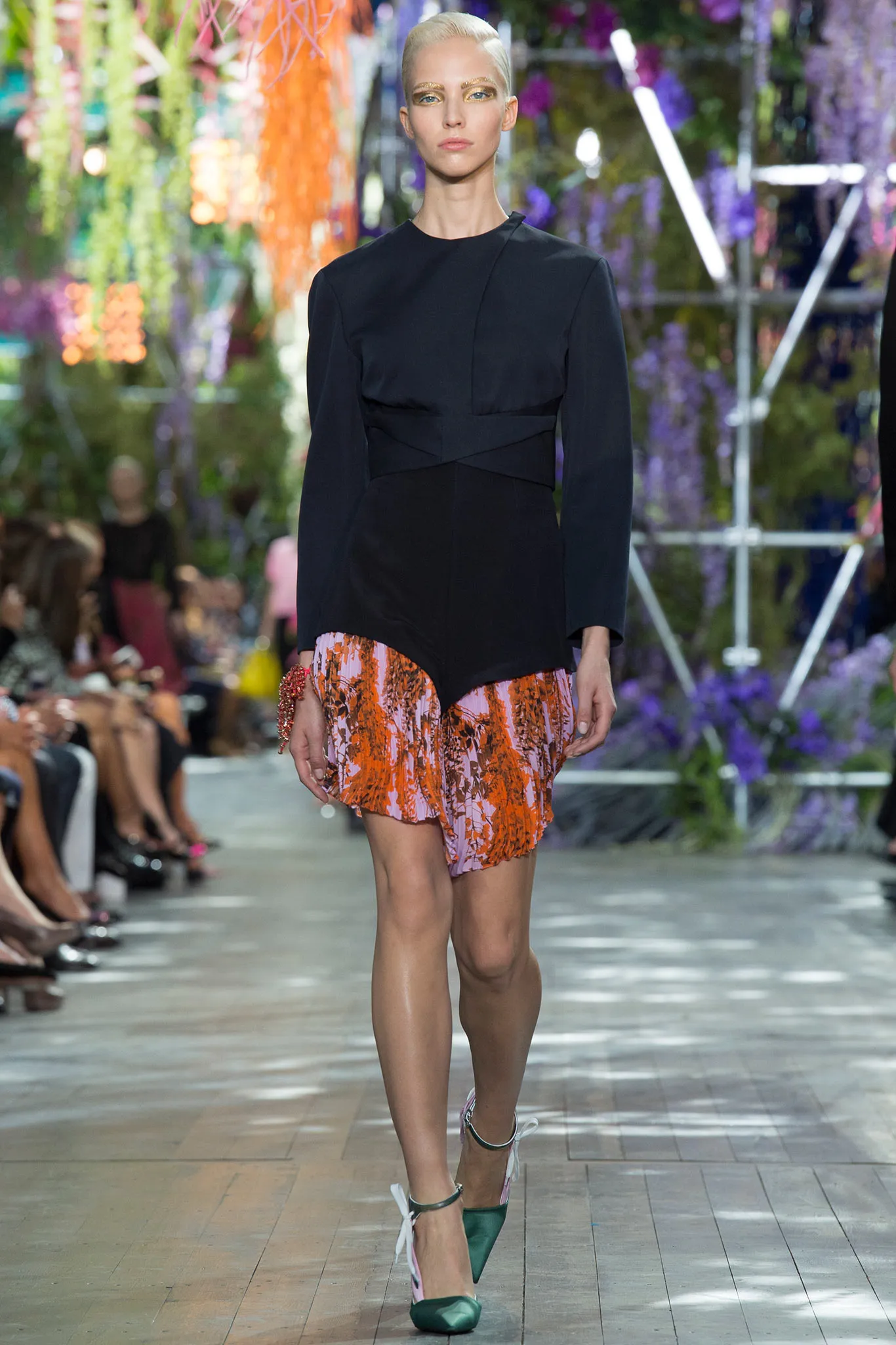 Look 02