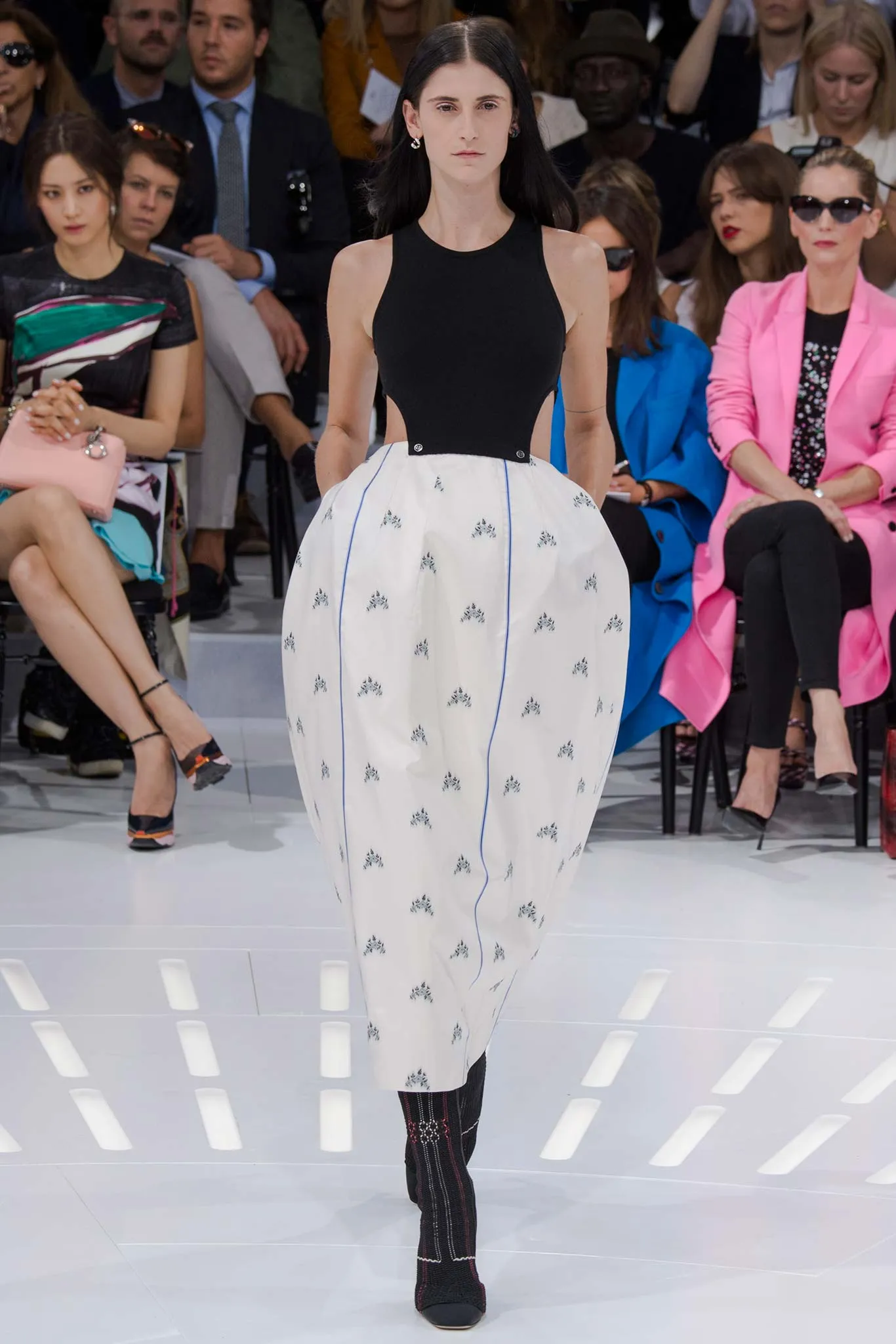 Look 06