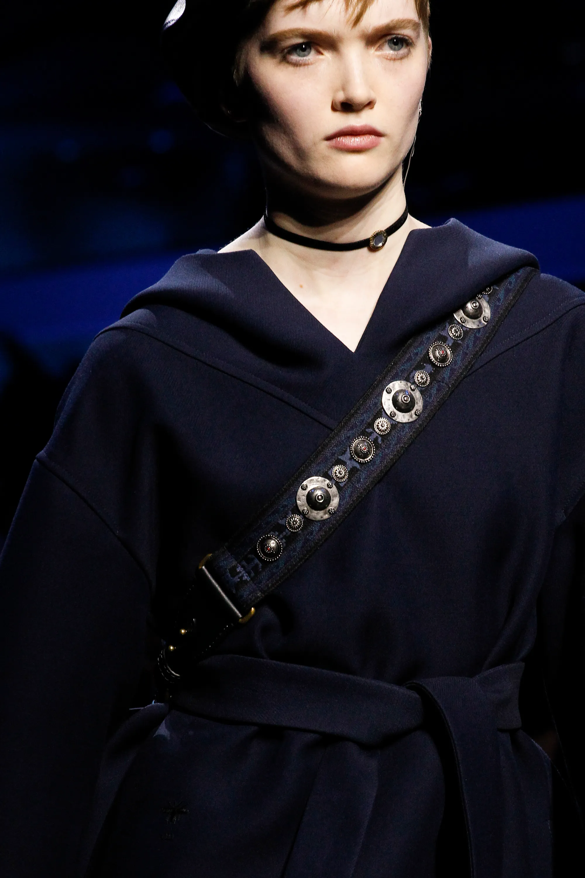Look 01
