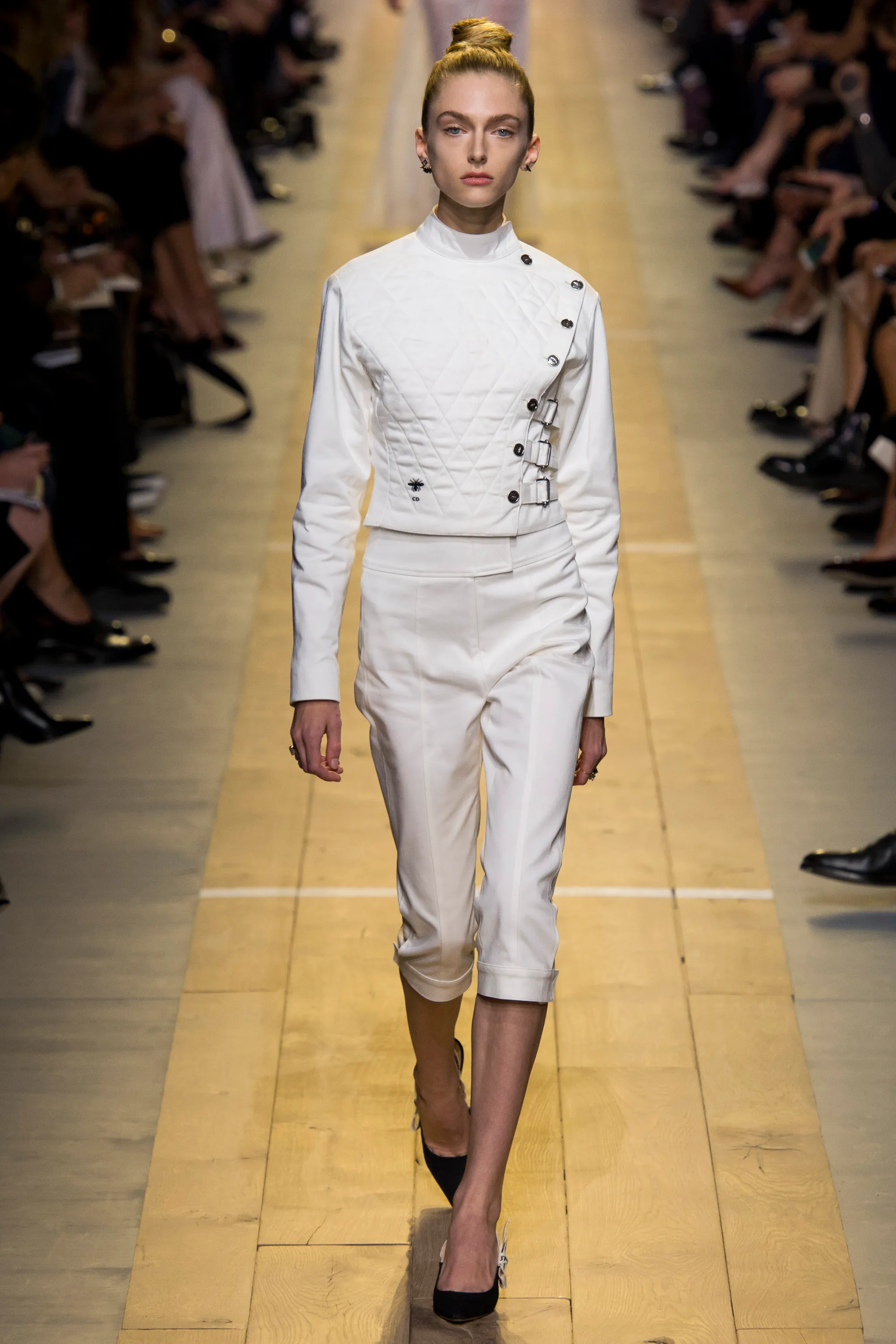Look 06