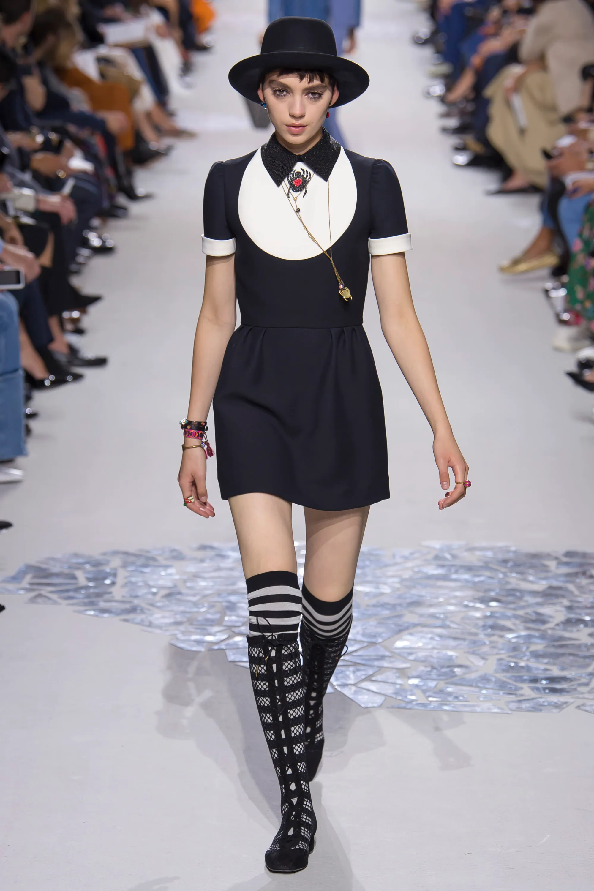 Look 06