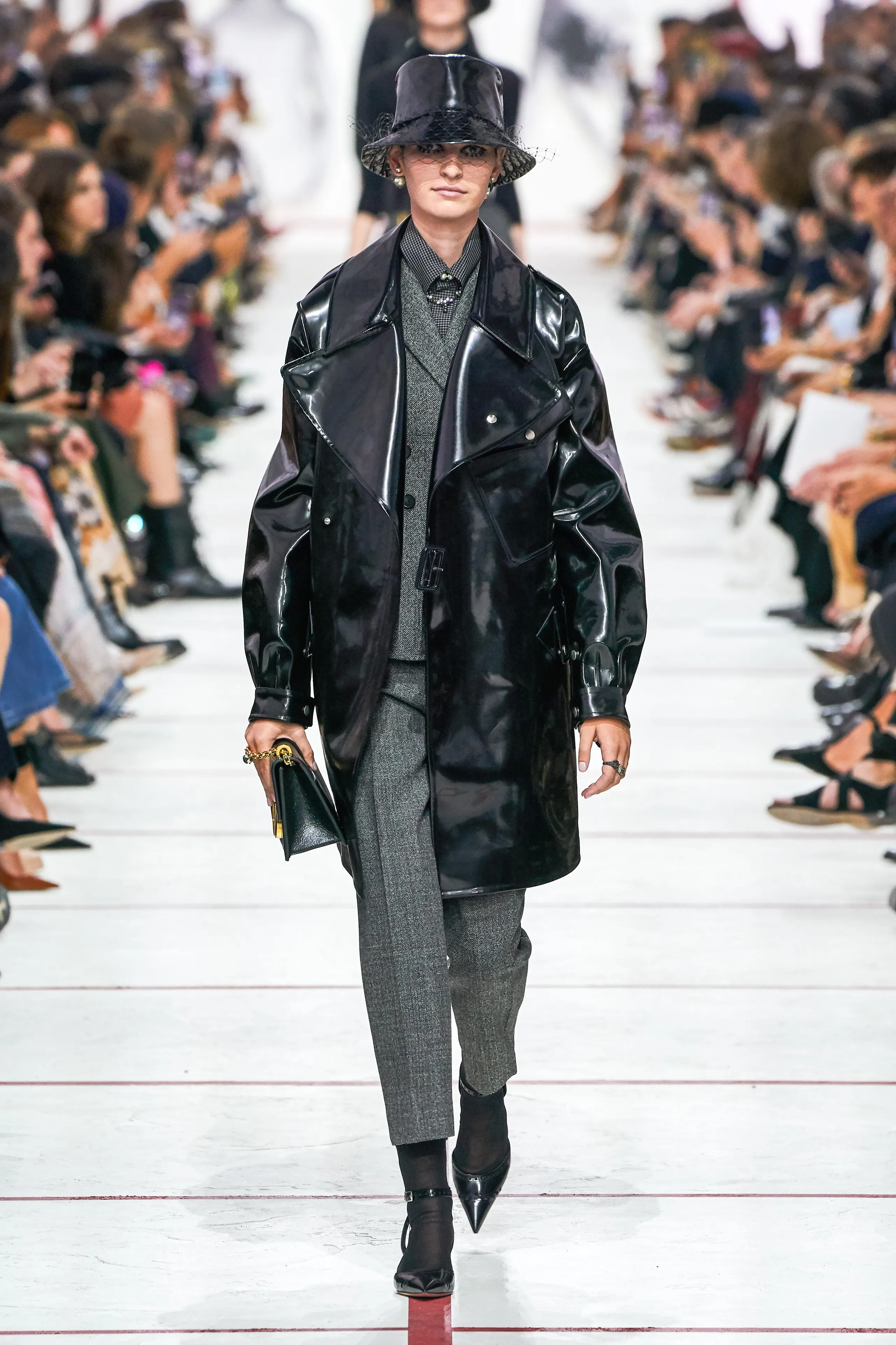 Look 02