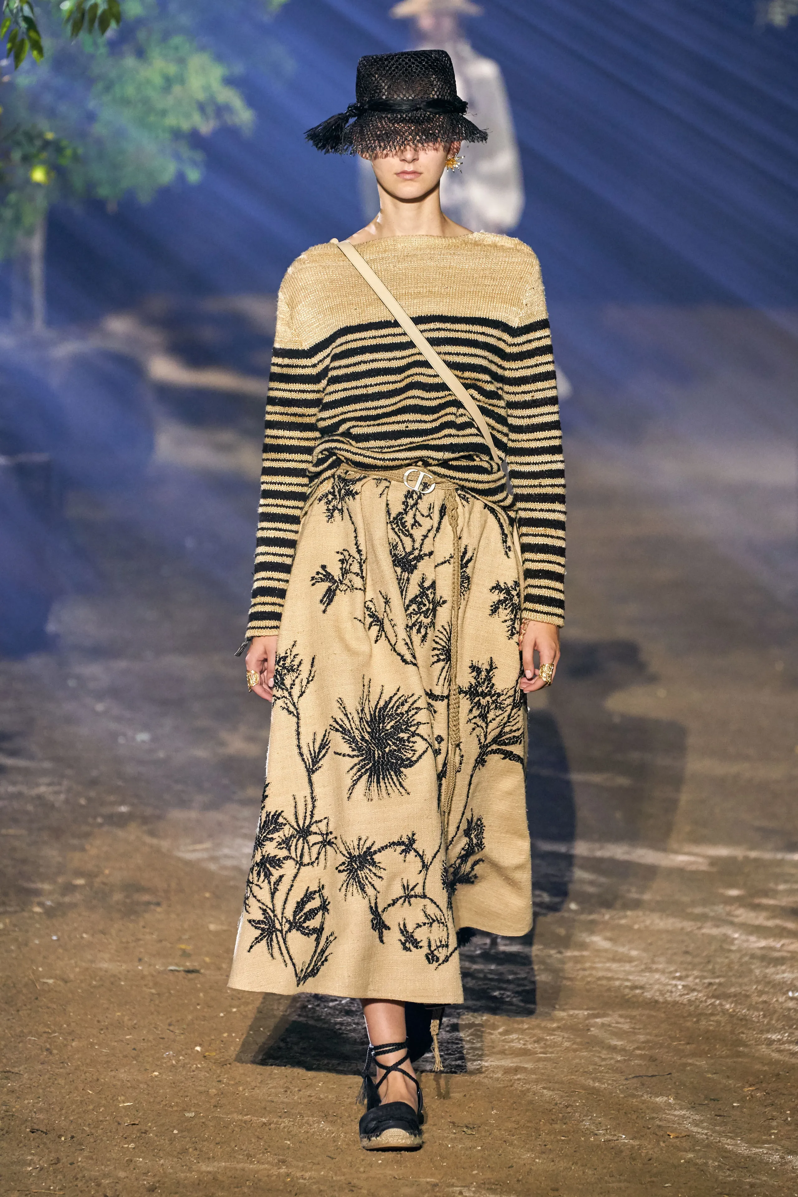 Look 07