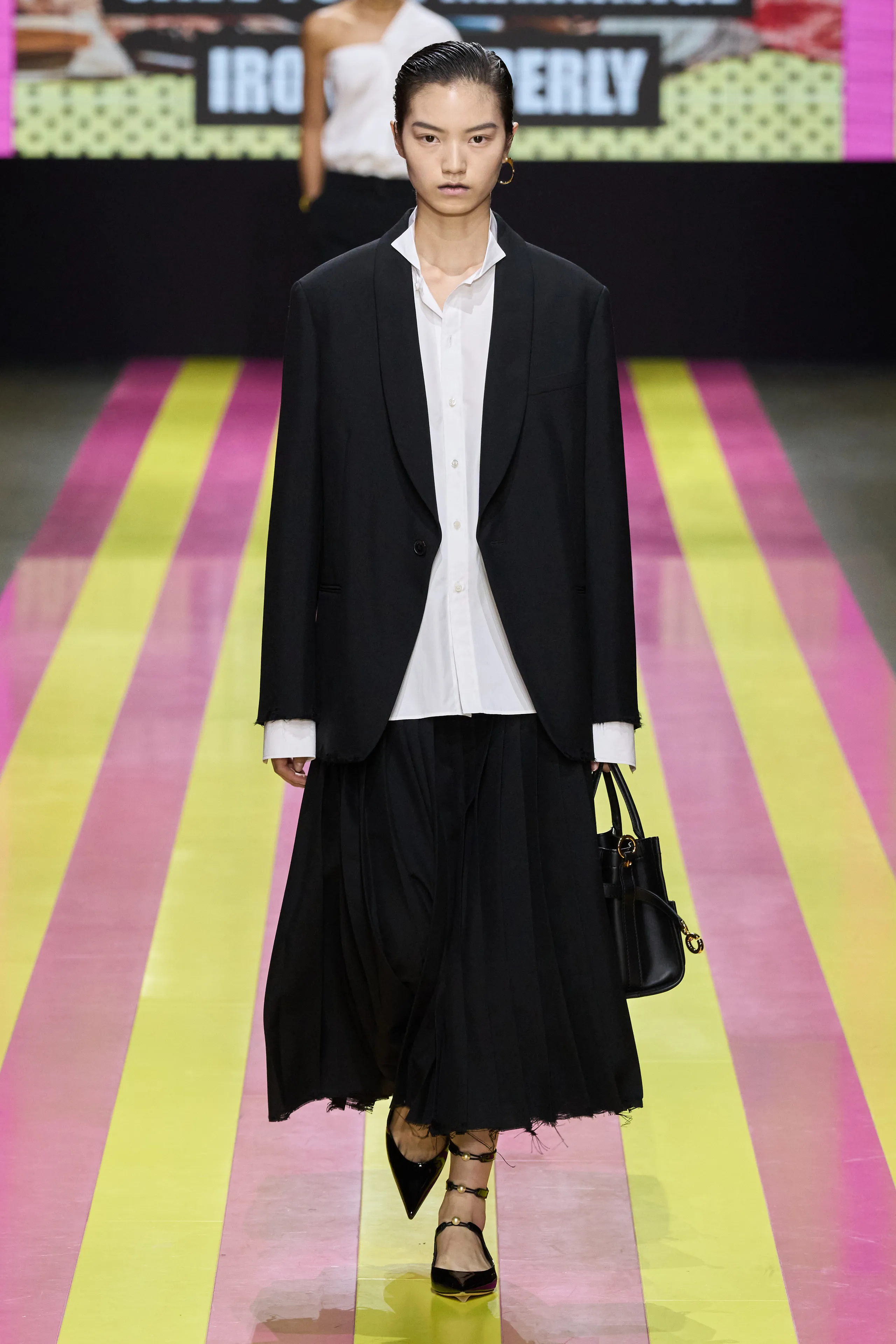 Look 09