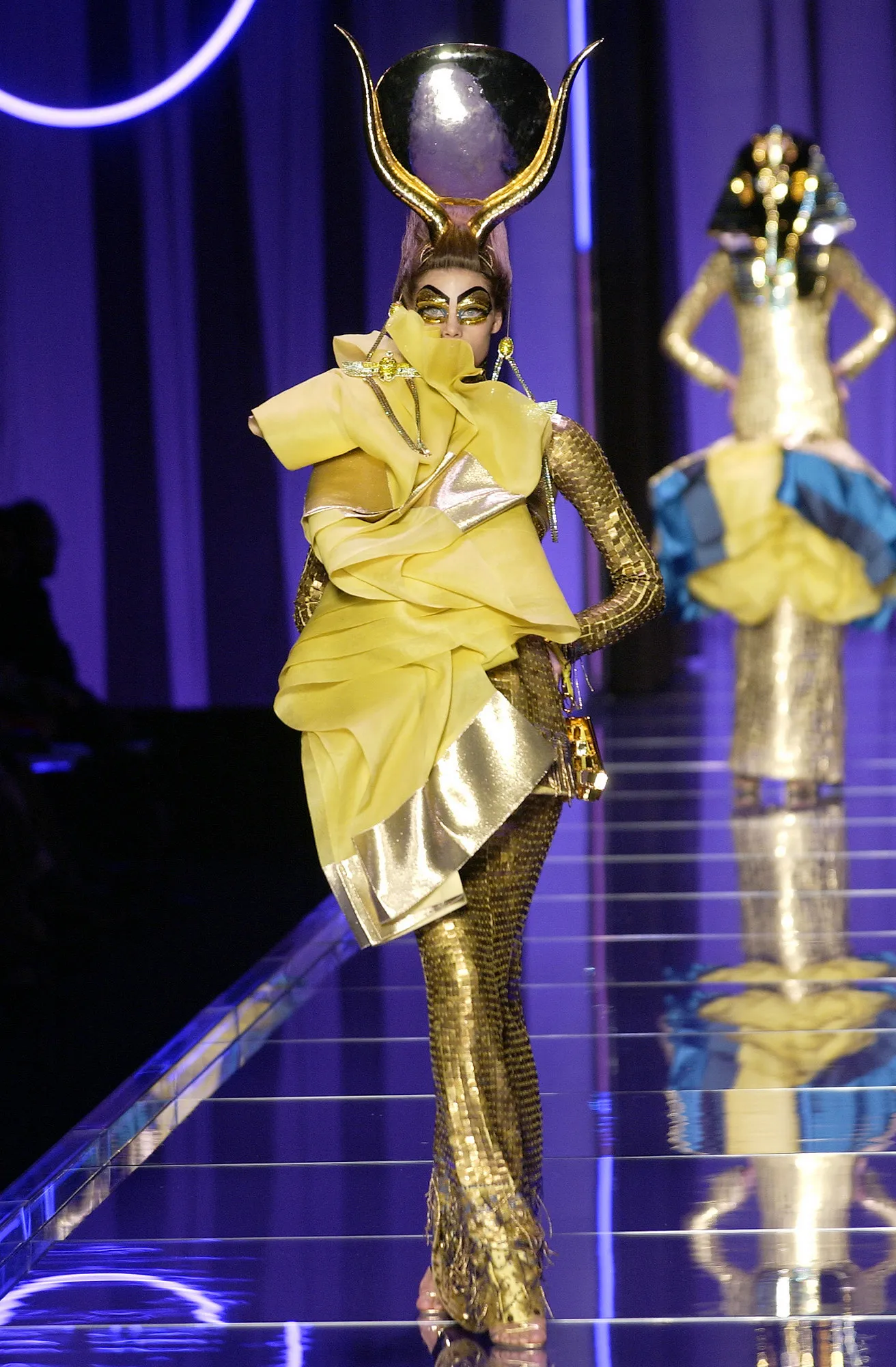 Look 04