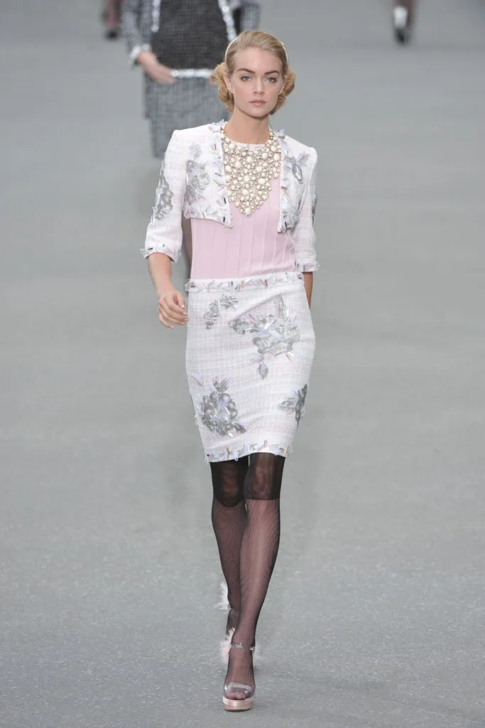 Look 06