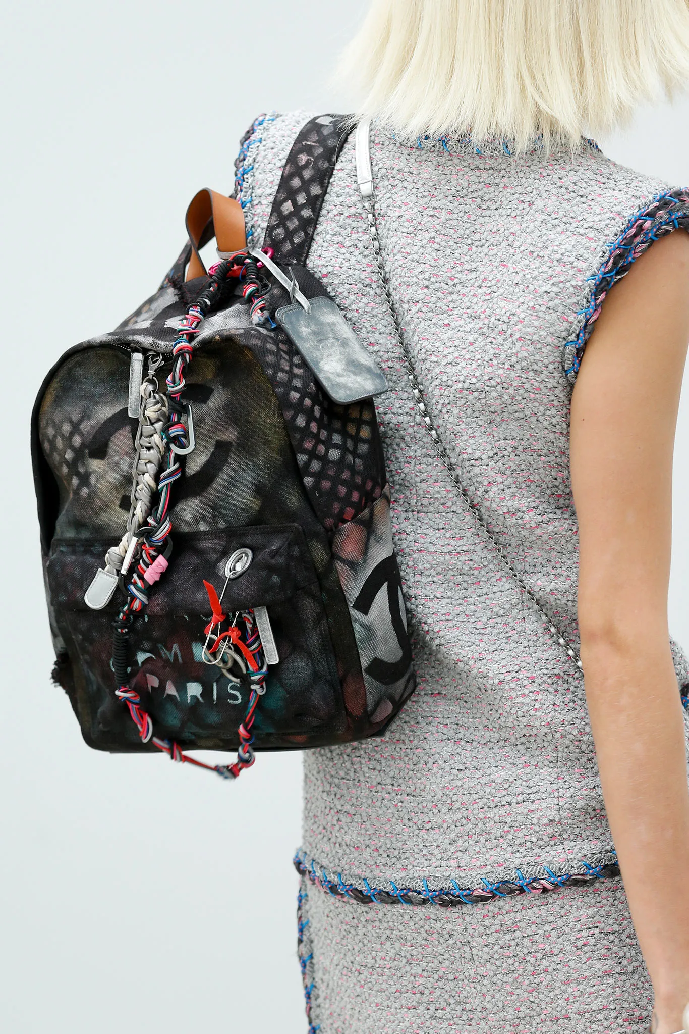 Look 03