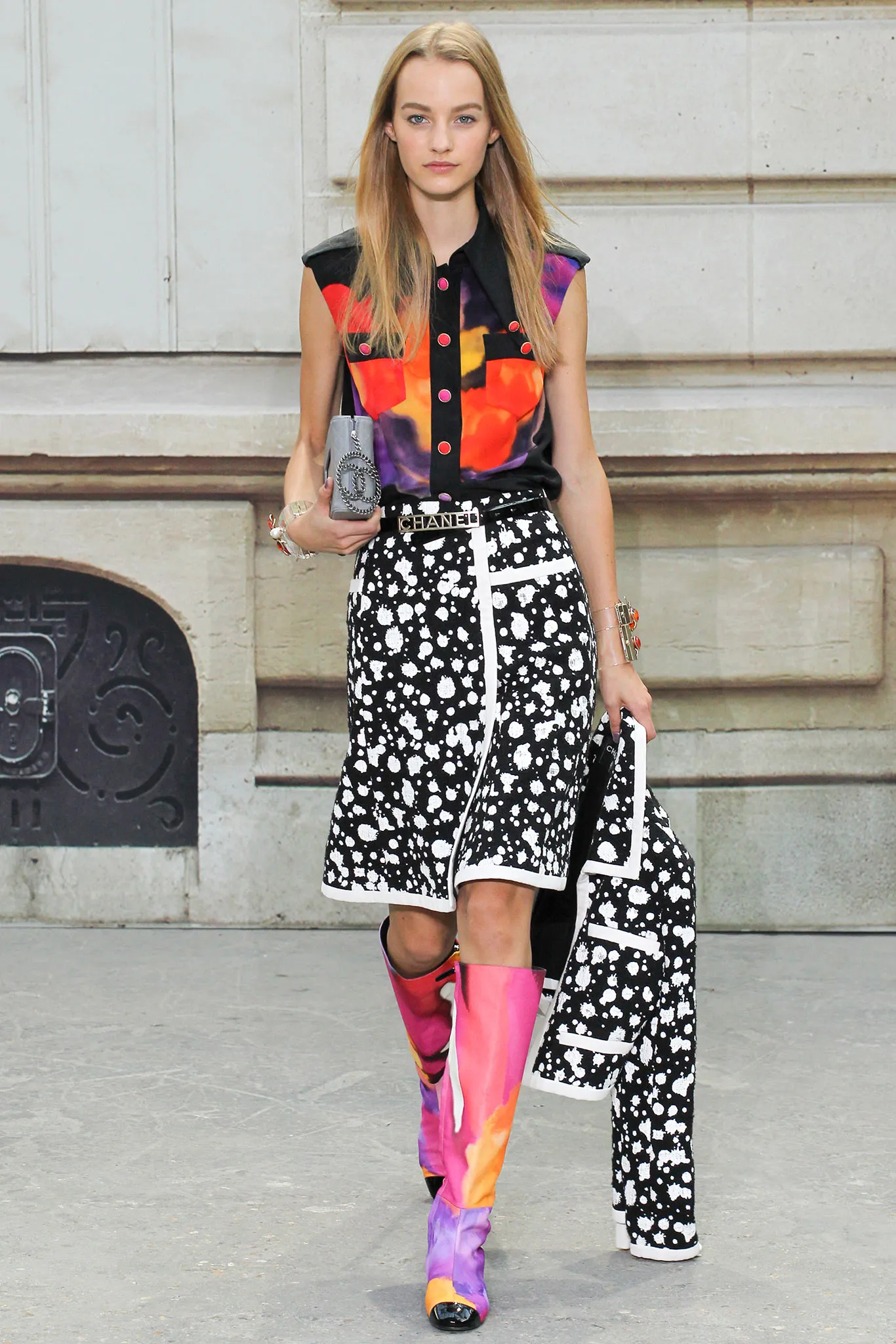 Look 09