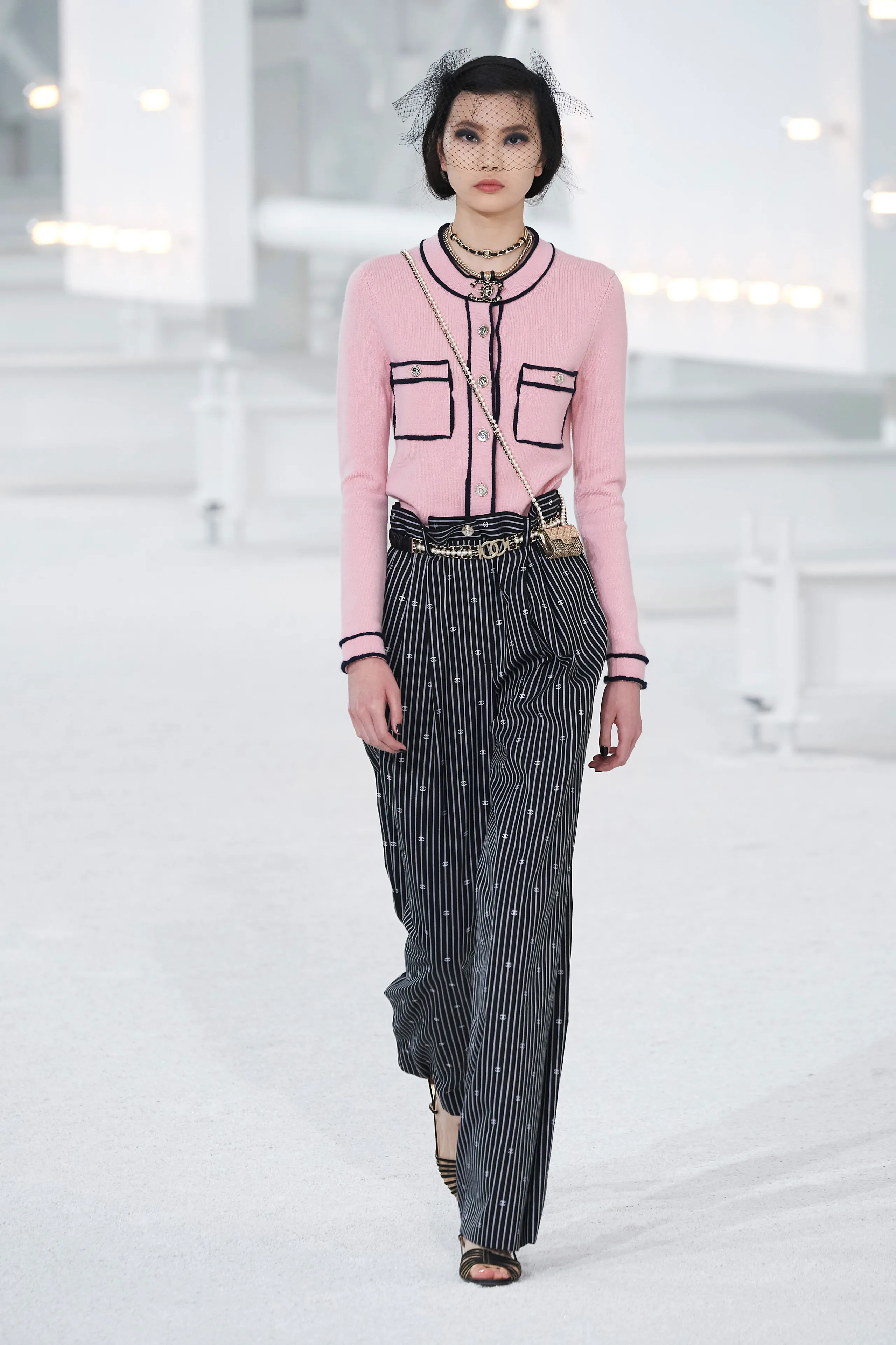 Look 04