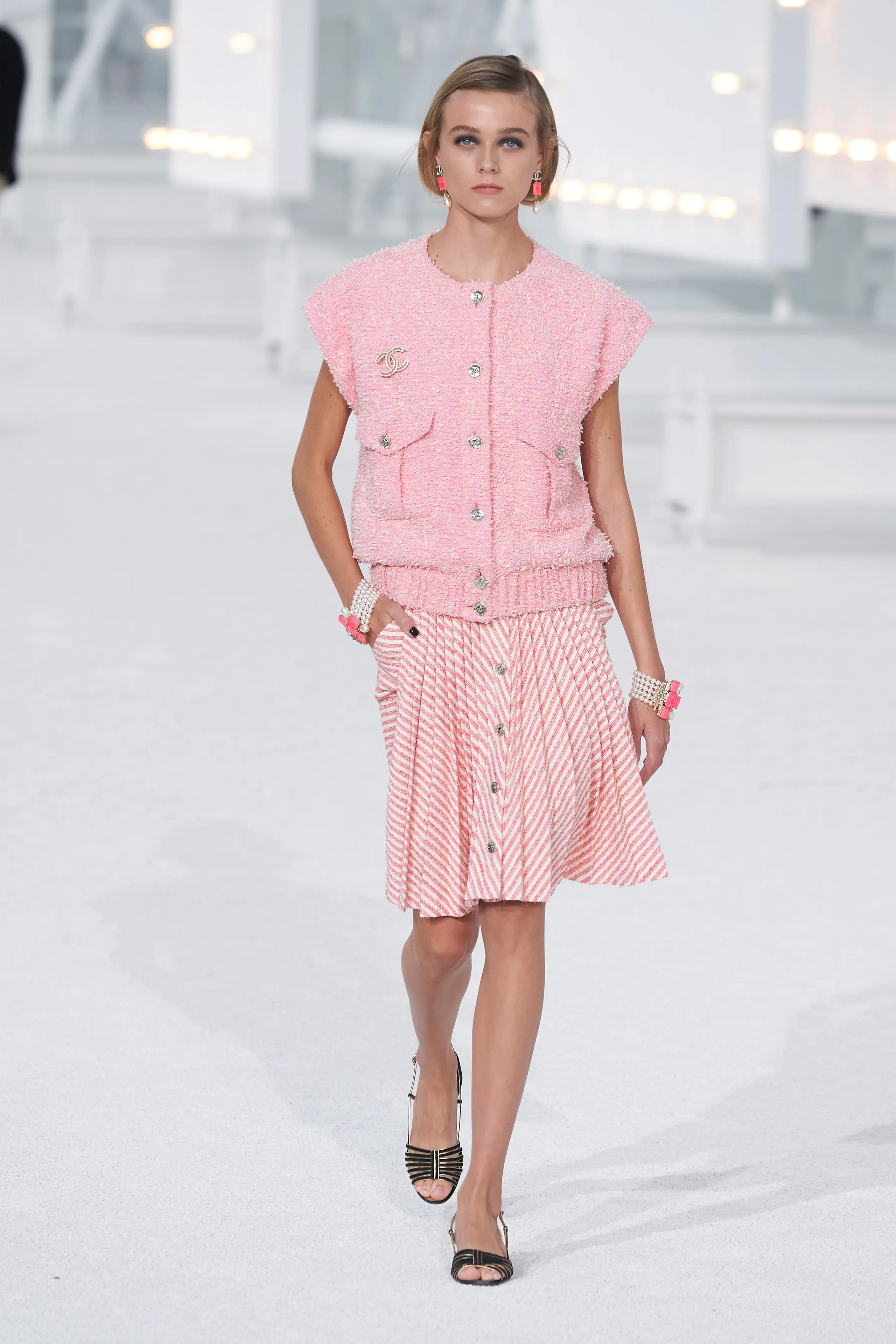 Look 06