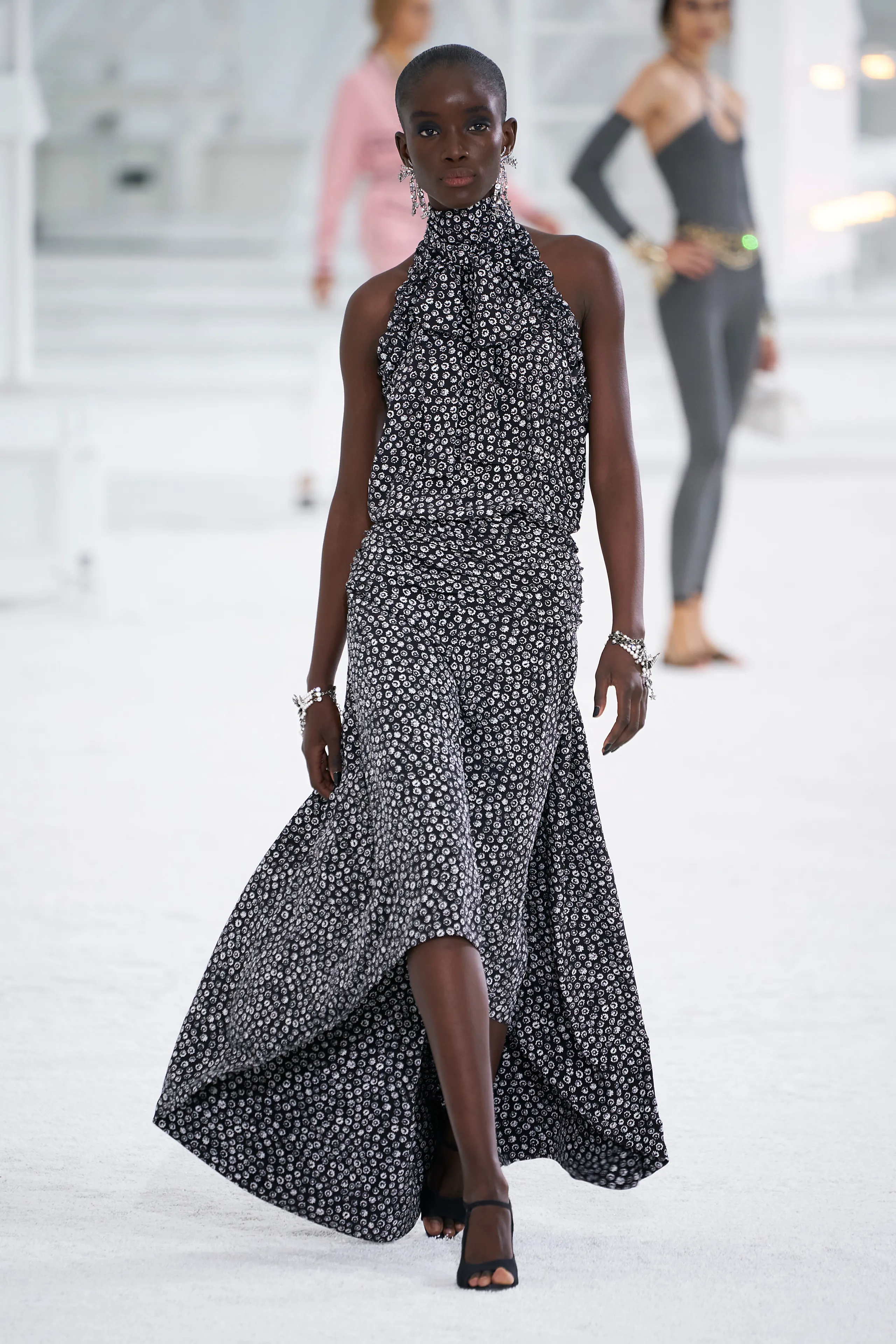Look 09