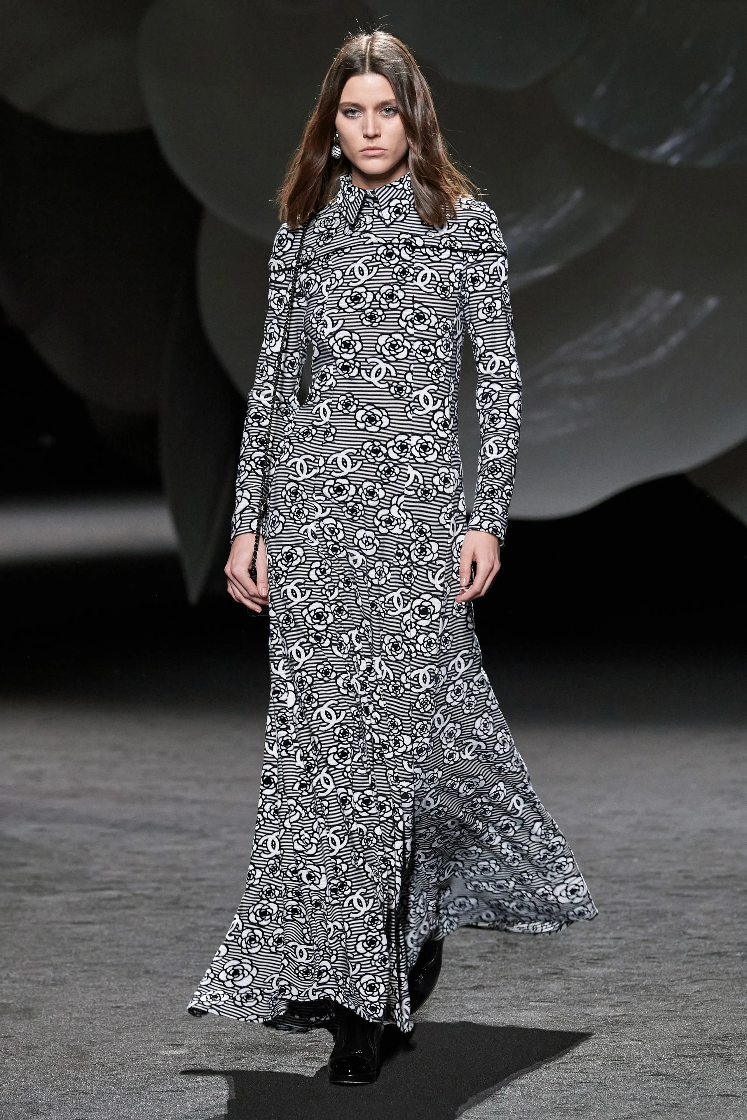 Look 02