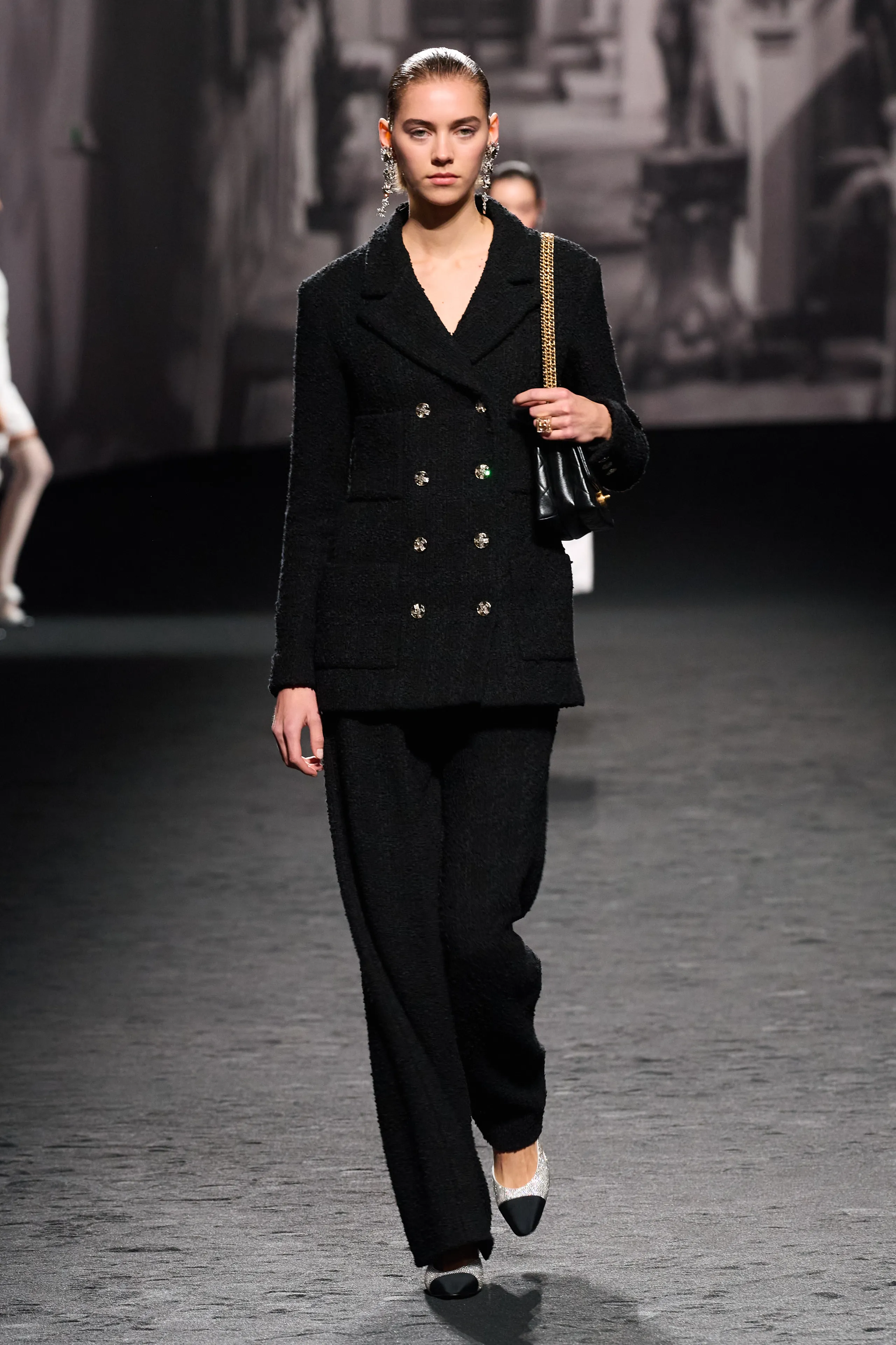 Look 05