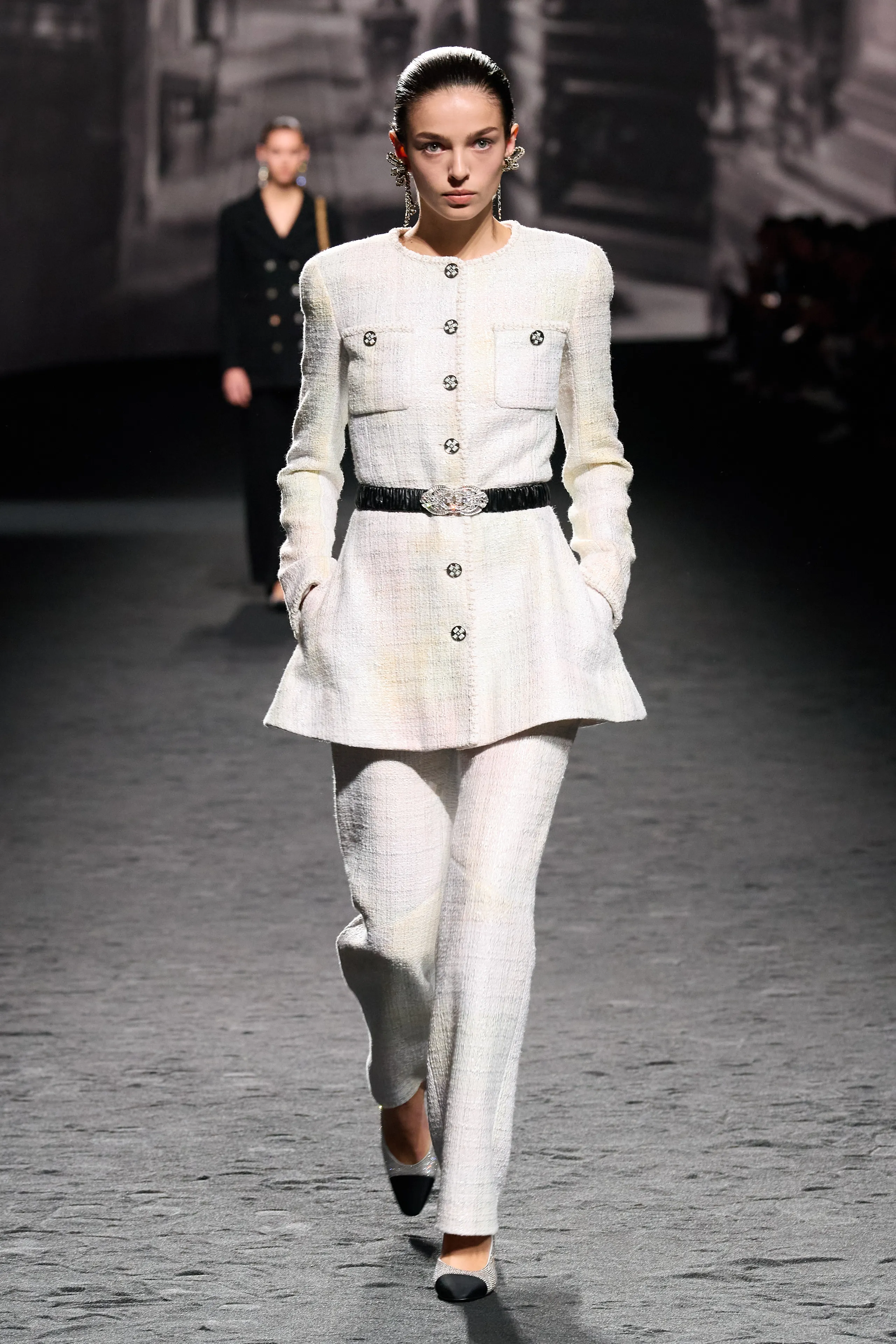 Look 06
